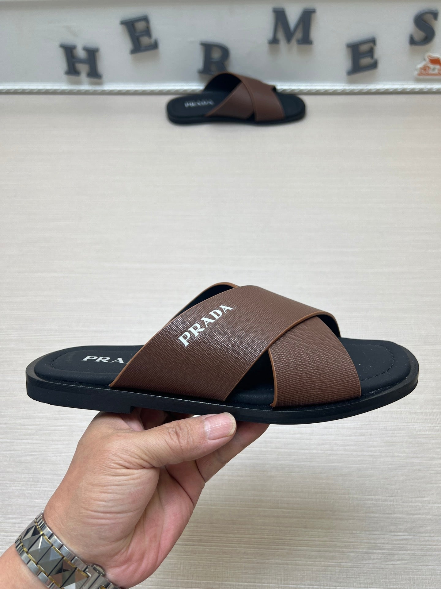 54PD76Z    fashion  slippers