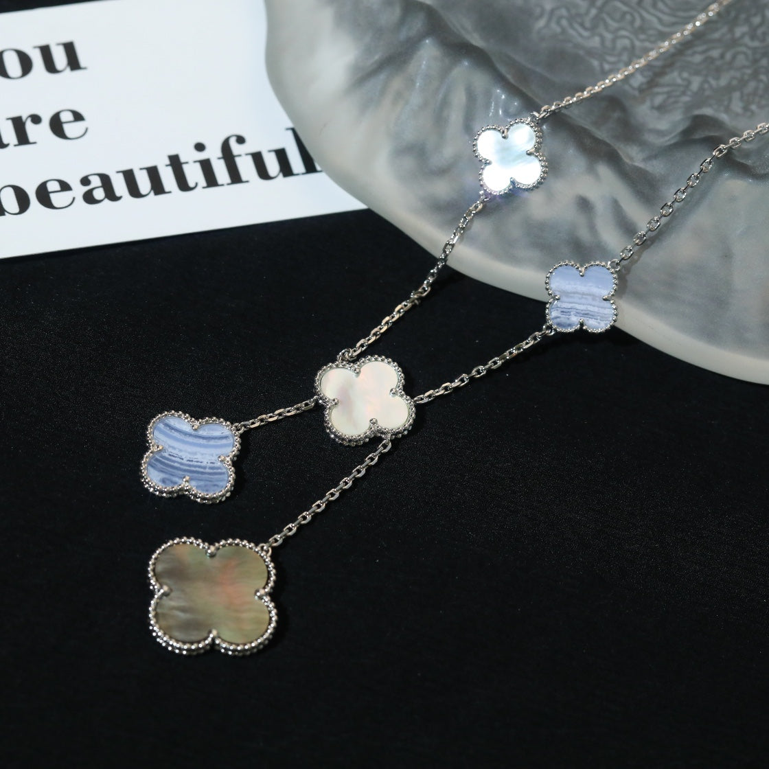 5XVA182K (High quality 6 flowers necklaces)