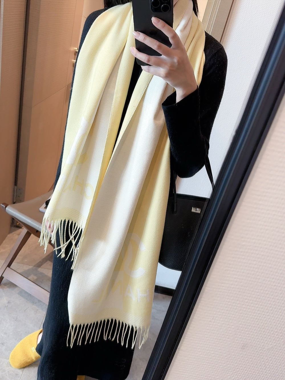 14C445W　 Fashion scarves