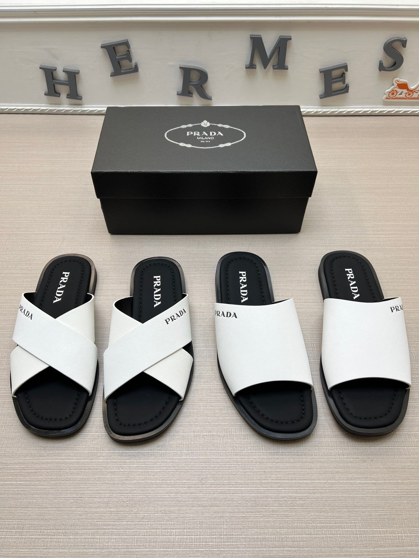 54PD73Z   fashion  slippers