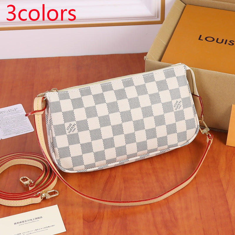 XE17B  Fashionable leather bag 