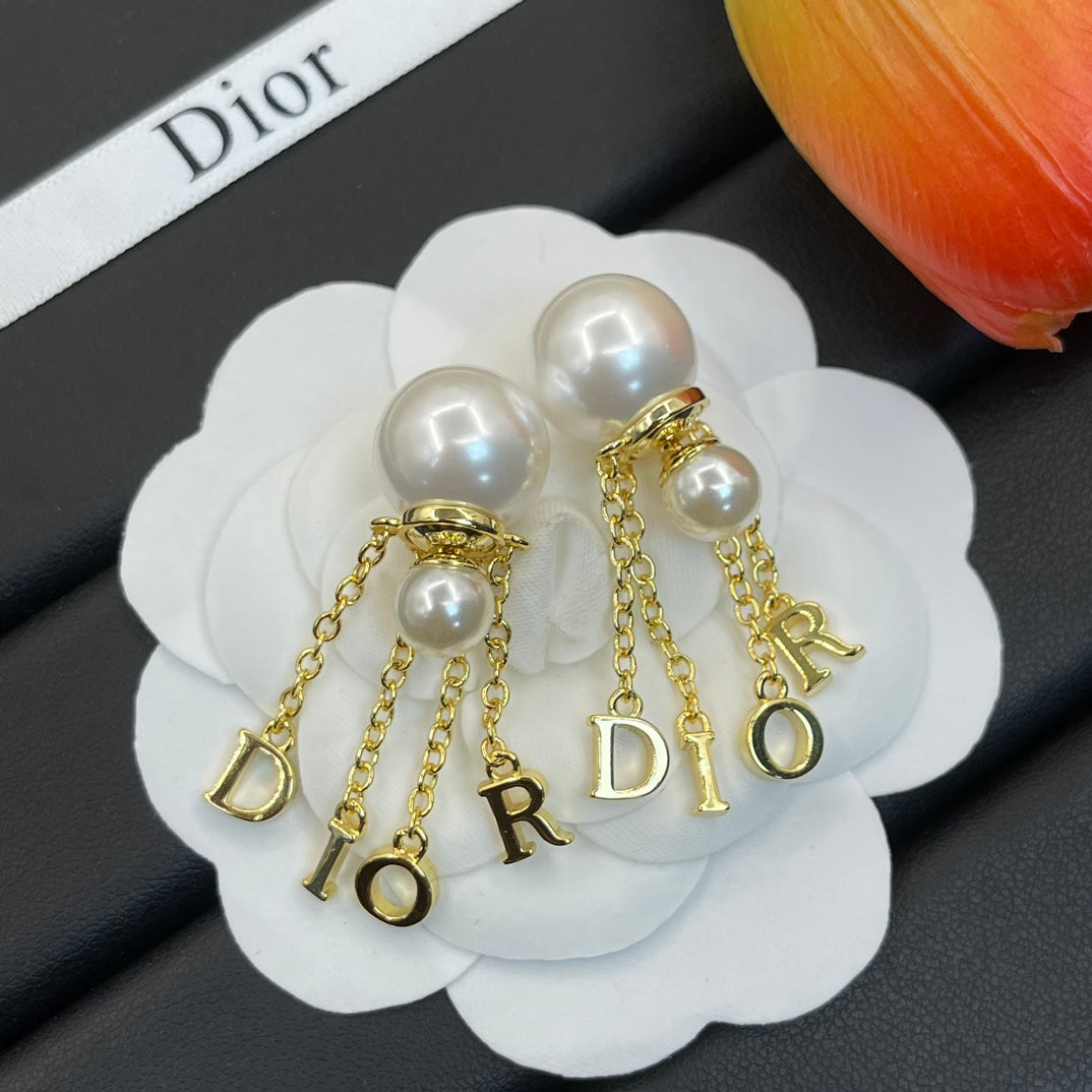 14D675E  Fashion Earrings