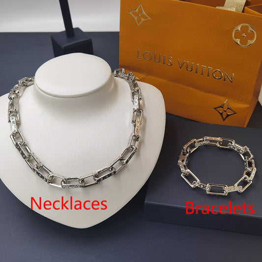 1YE352X  Fashion high -quality Bracelets Necklaces