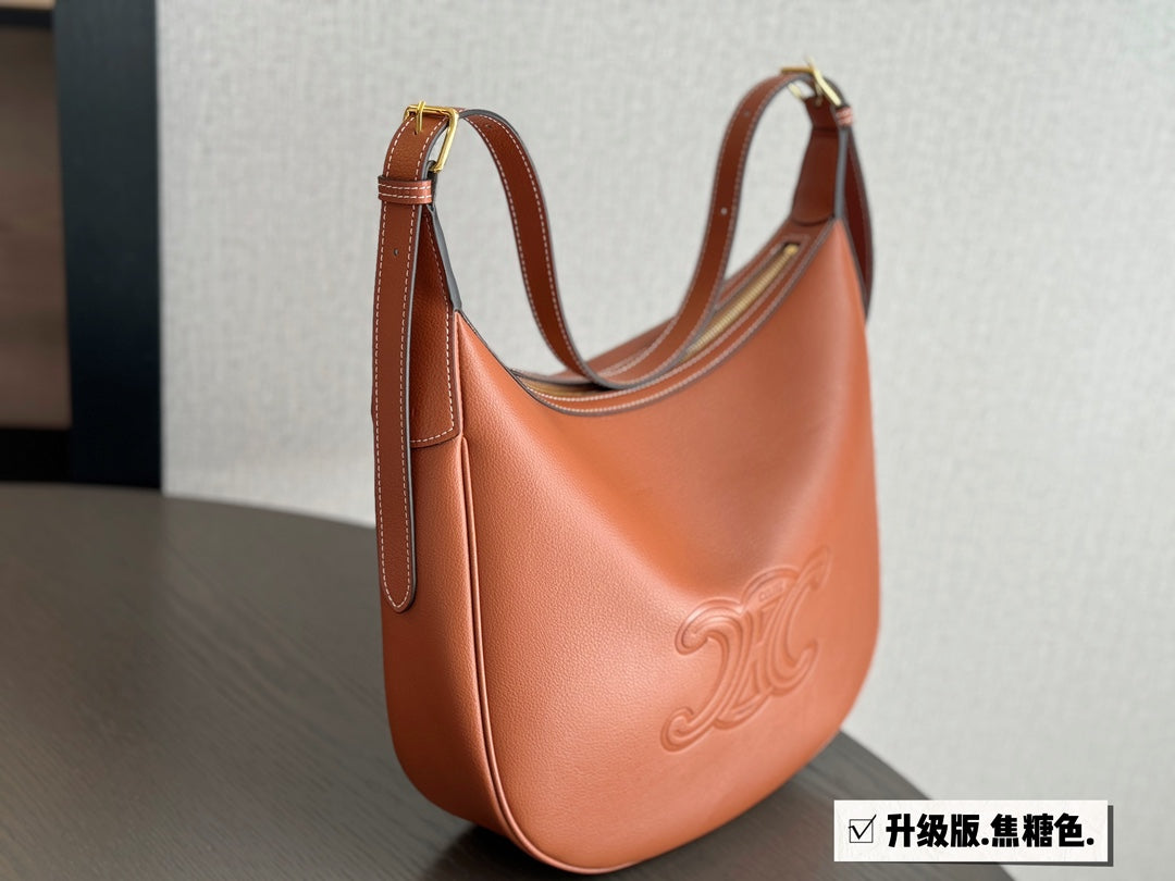 6XCL245B (  Fashionable leather bag )