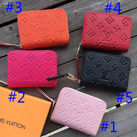 3E720B  Fashionable leather wallets