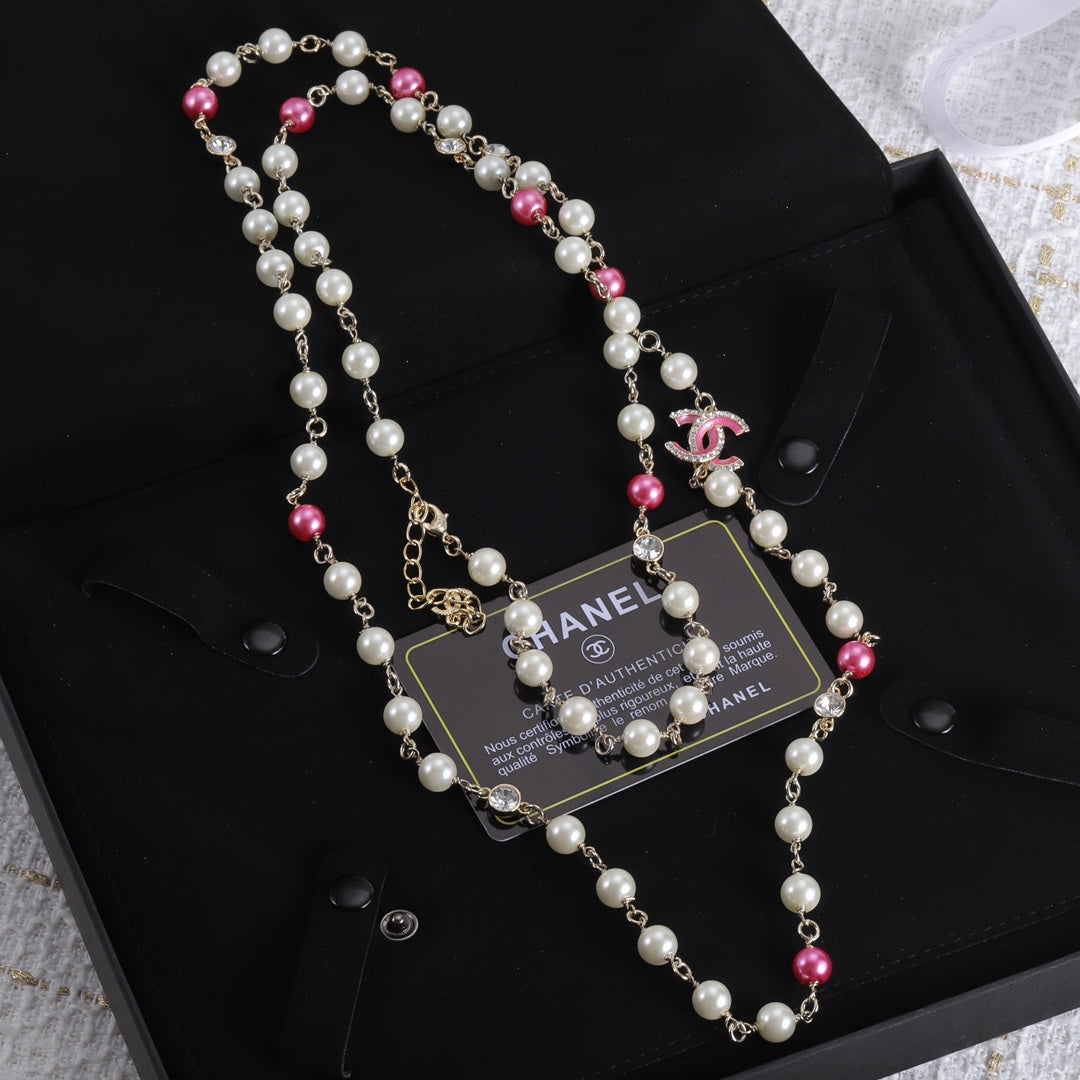 14C836K   Fashion Necklaces