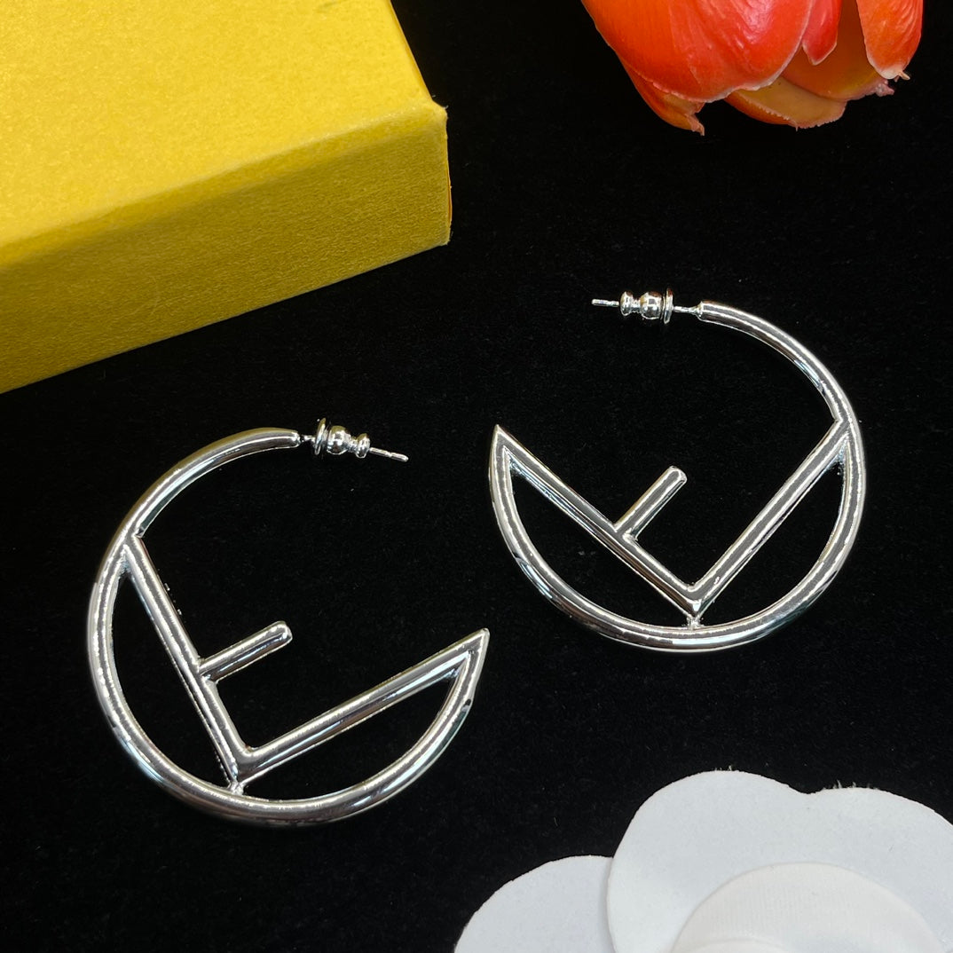 14F647E   Fashion Earrings