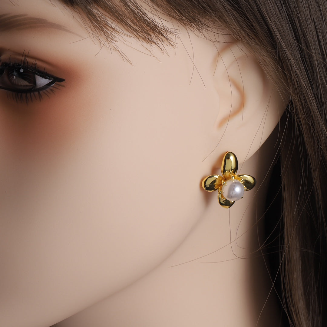 14A526E  Fashionable and high quality Earrings