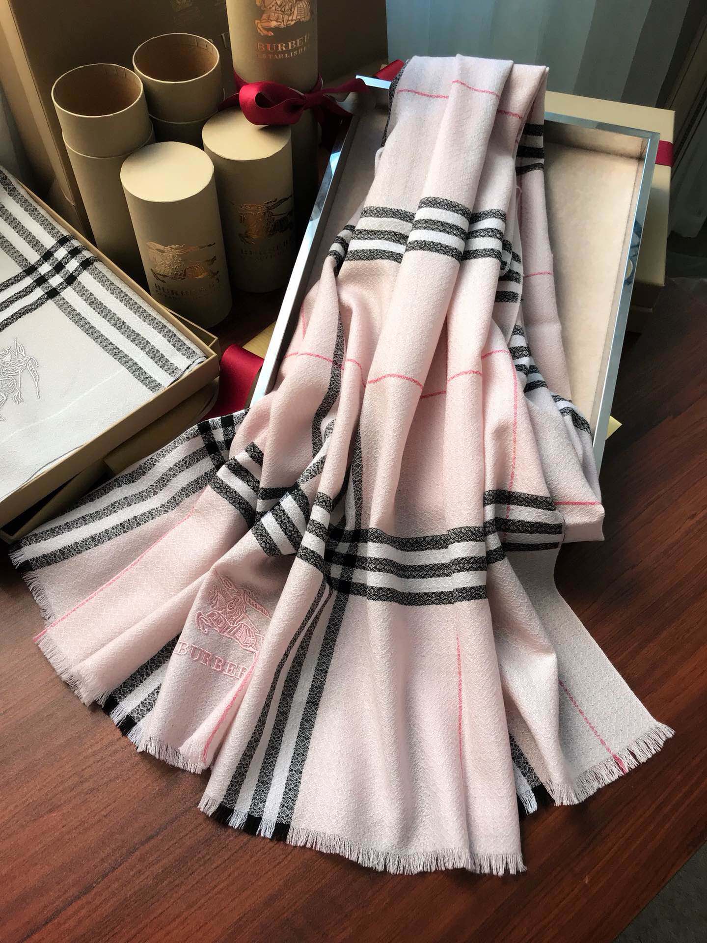 14R225W　Fashion scarves