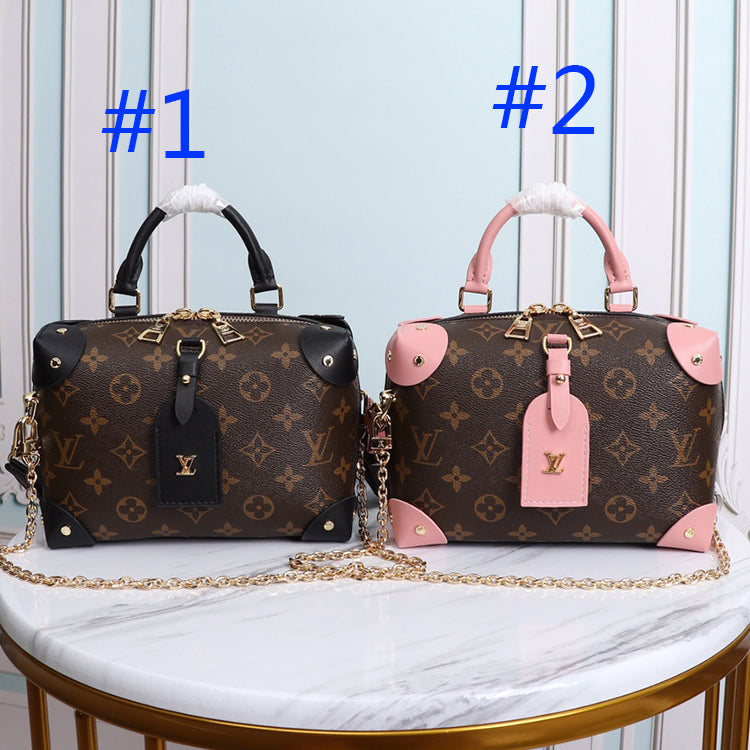 1E33B   Fashionable leather bag 