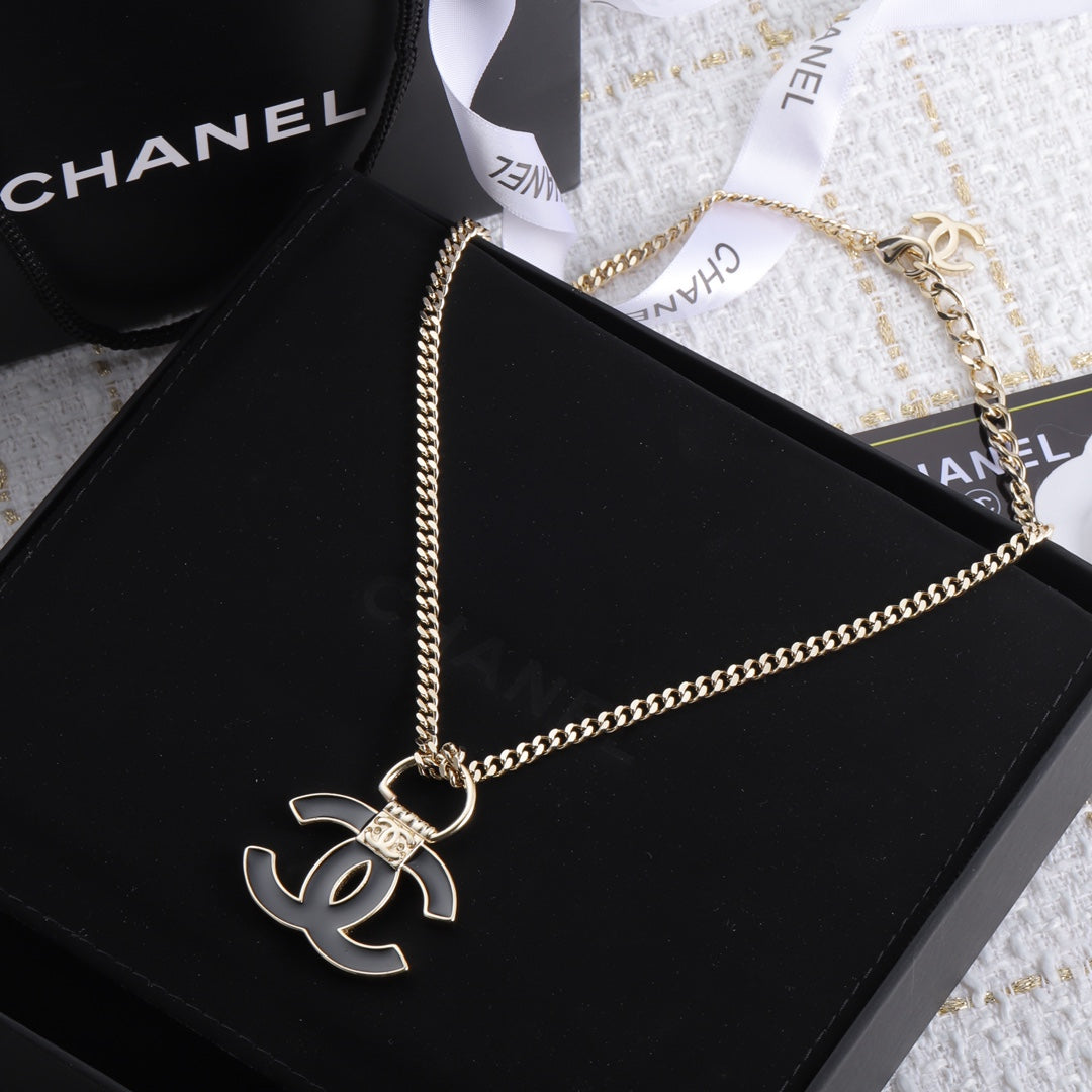 14C631K  Fashion Necklaces