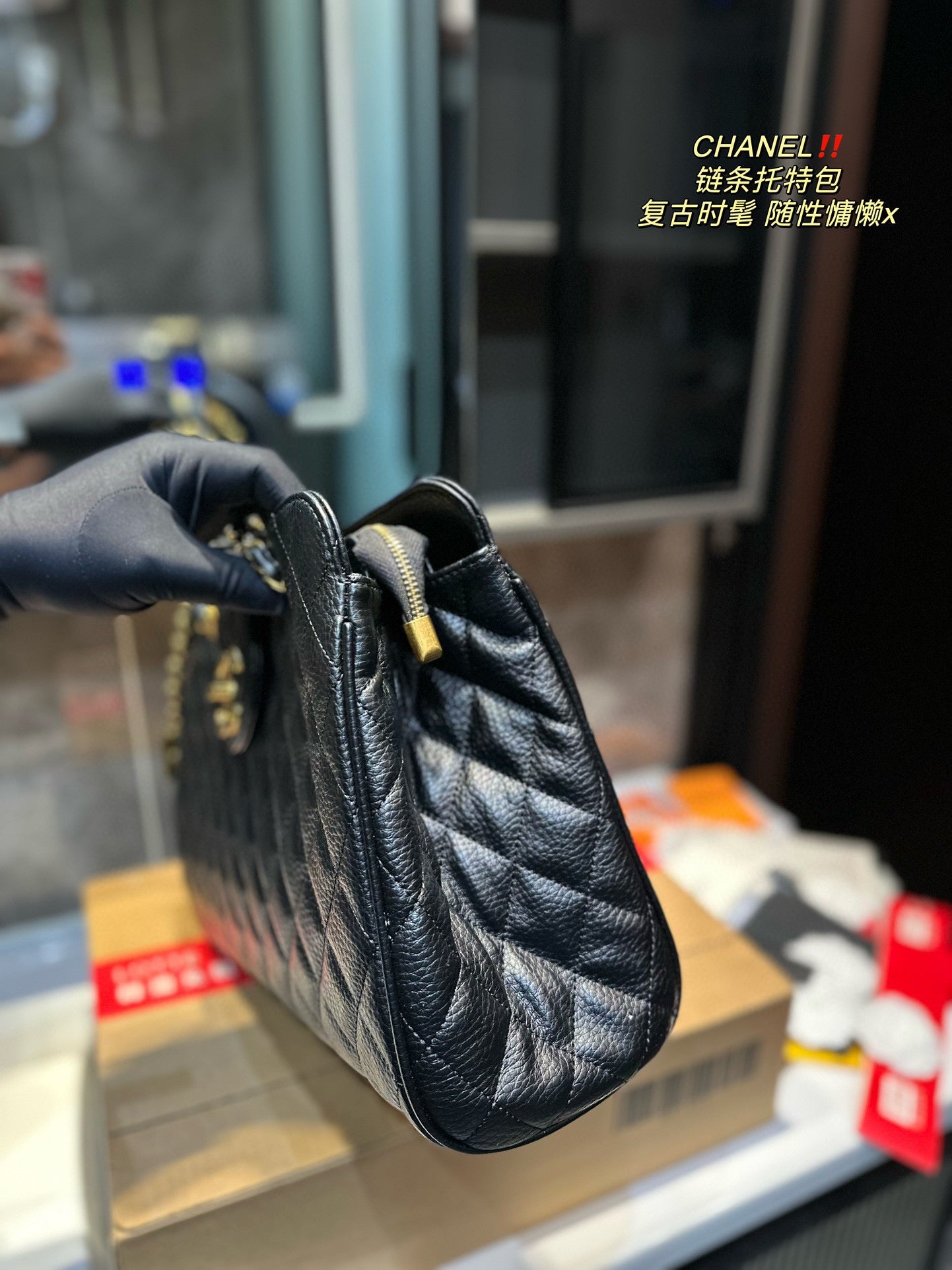 6XC255B  Fashionable leather bag 