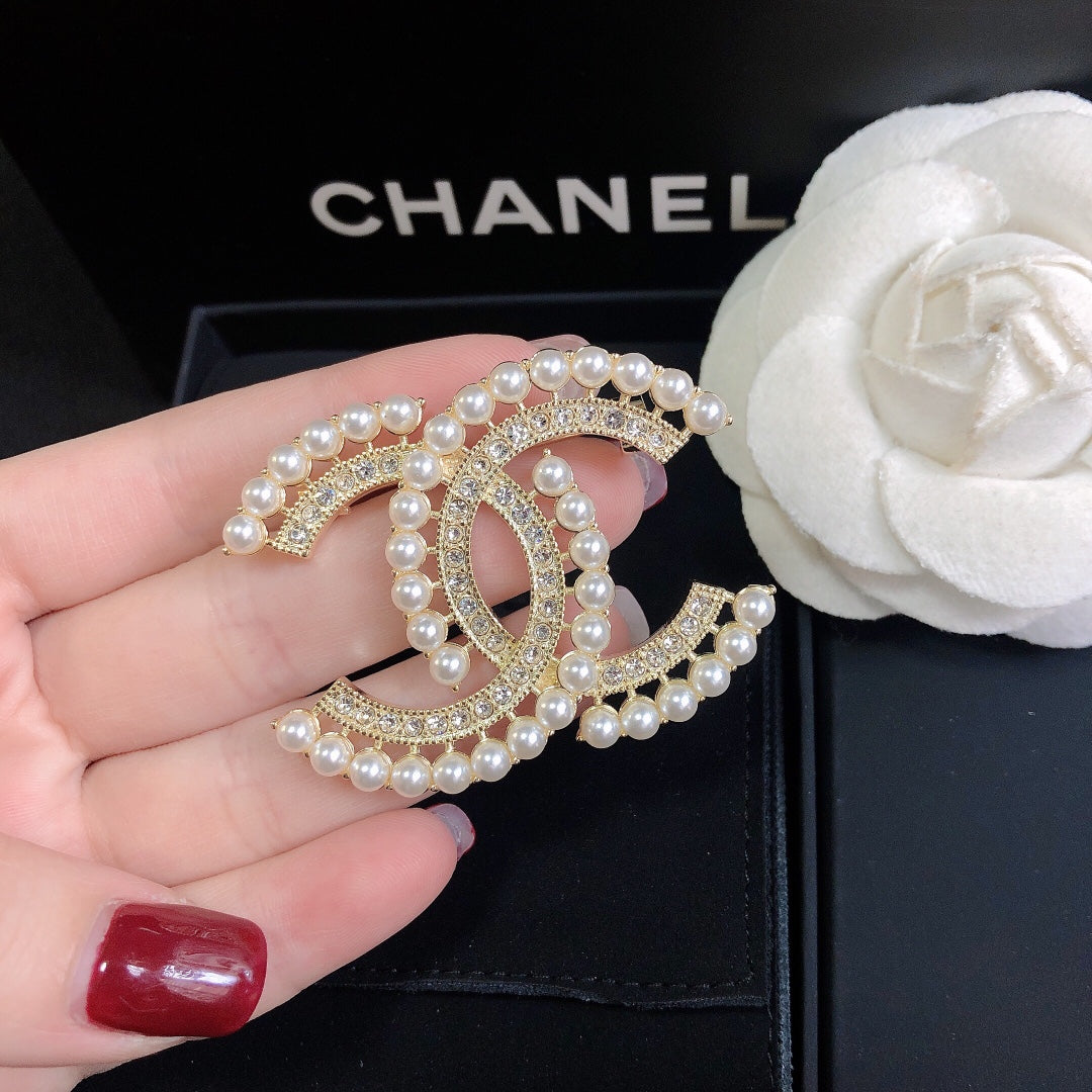 14C859X  Fashion Brooch