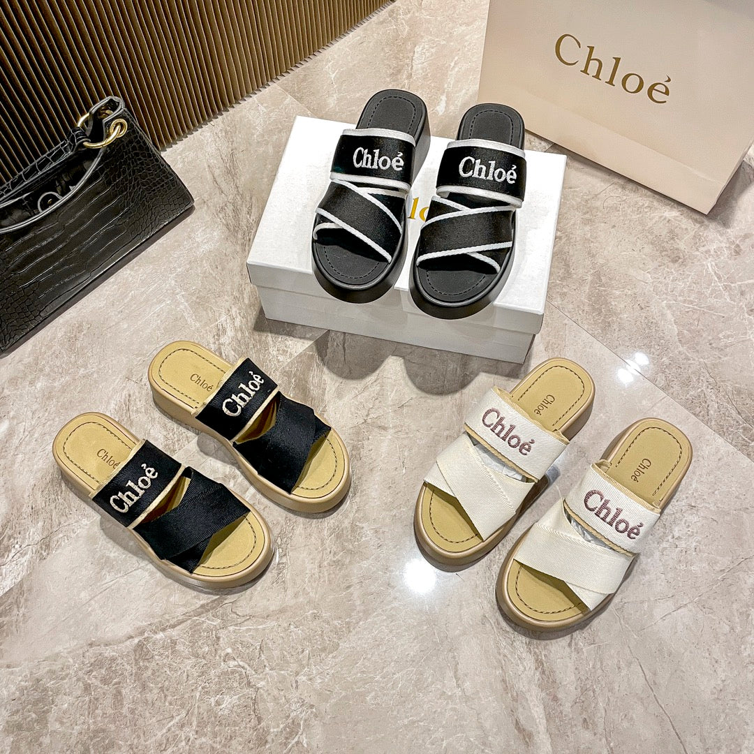 14A209Z  fashion Slippers