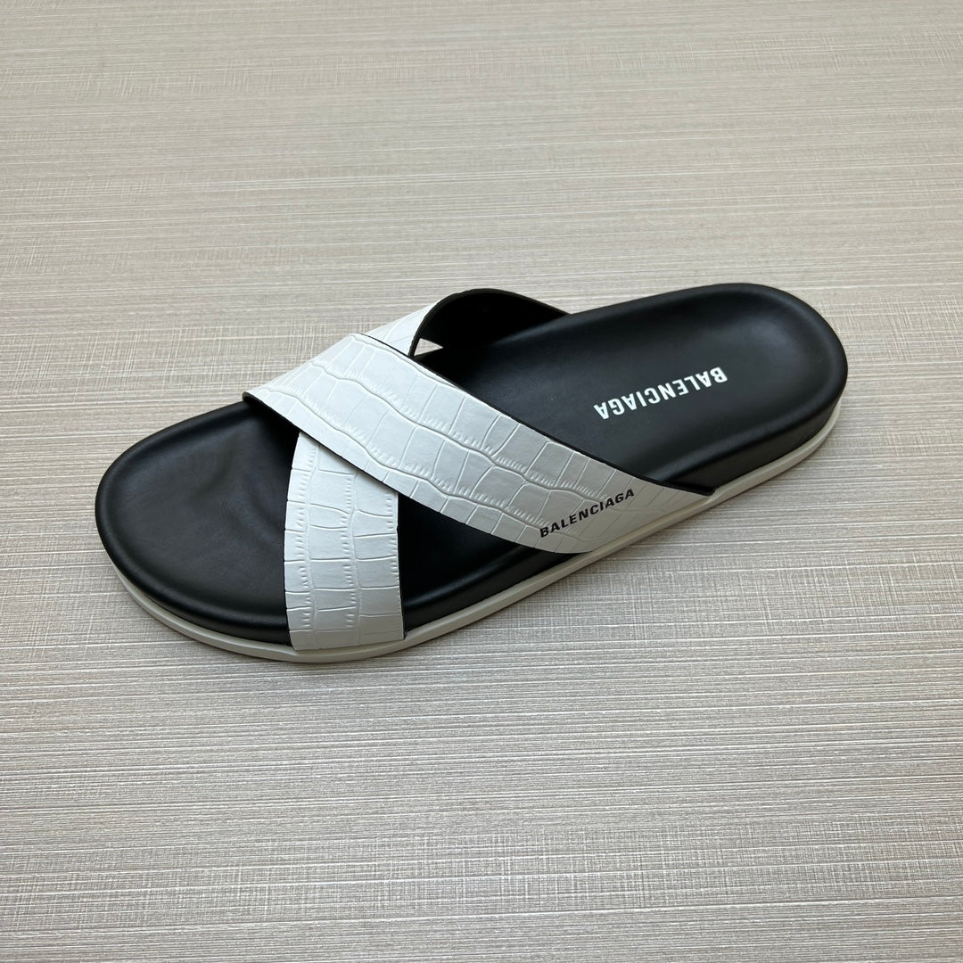 54J97Z    fashion  slippers