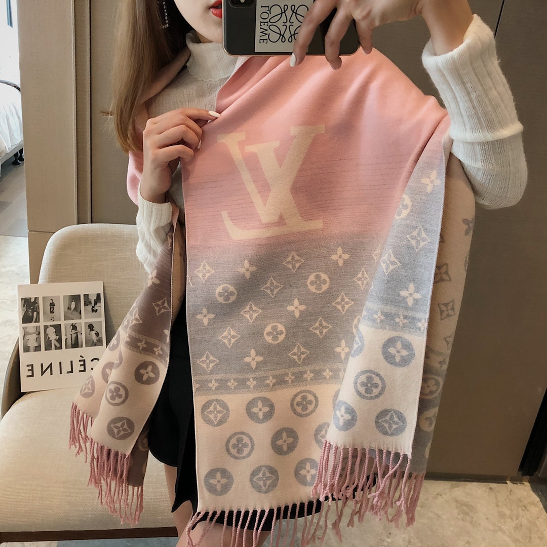 14E467W　 Fashion scarves