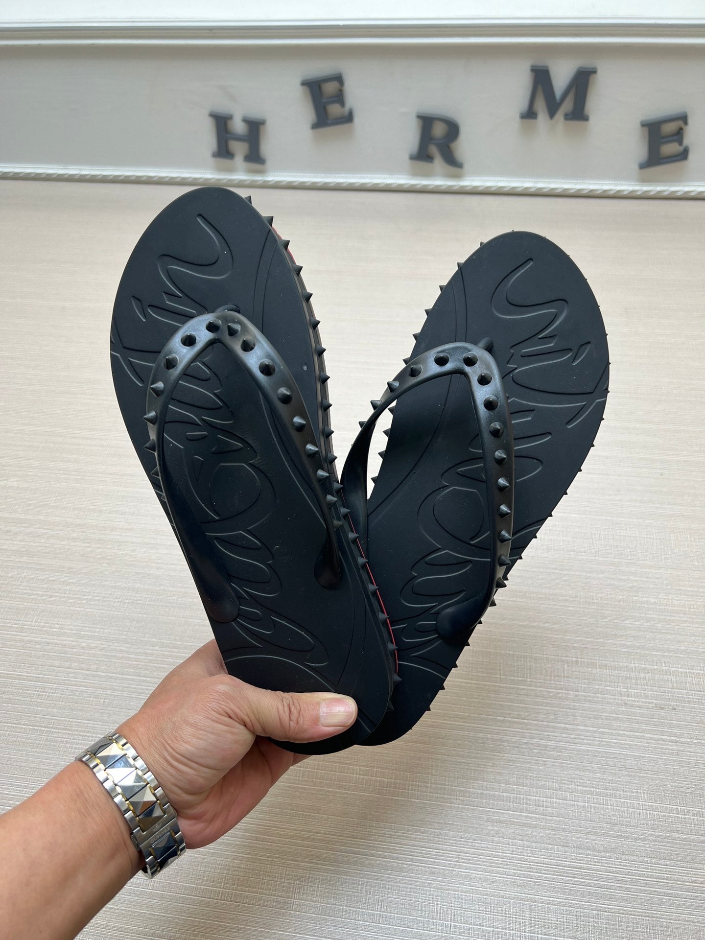 54A106Z  fashion slippers