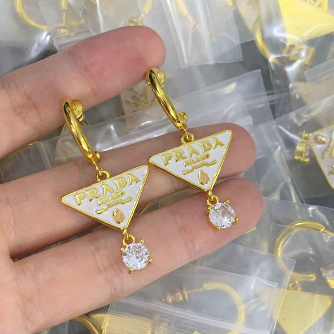 14PD817E   Fashion Earrings