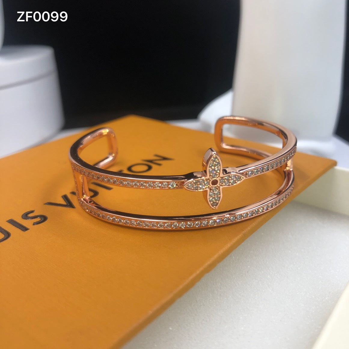 1YE348K  Fashion high -quality Bracelets