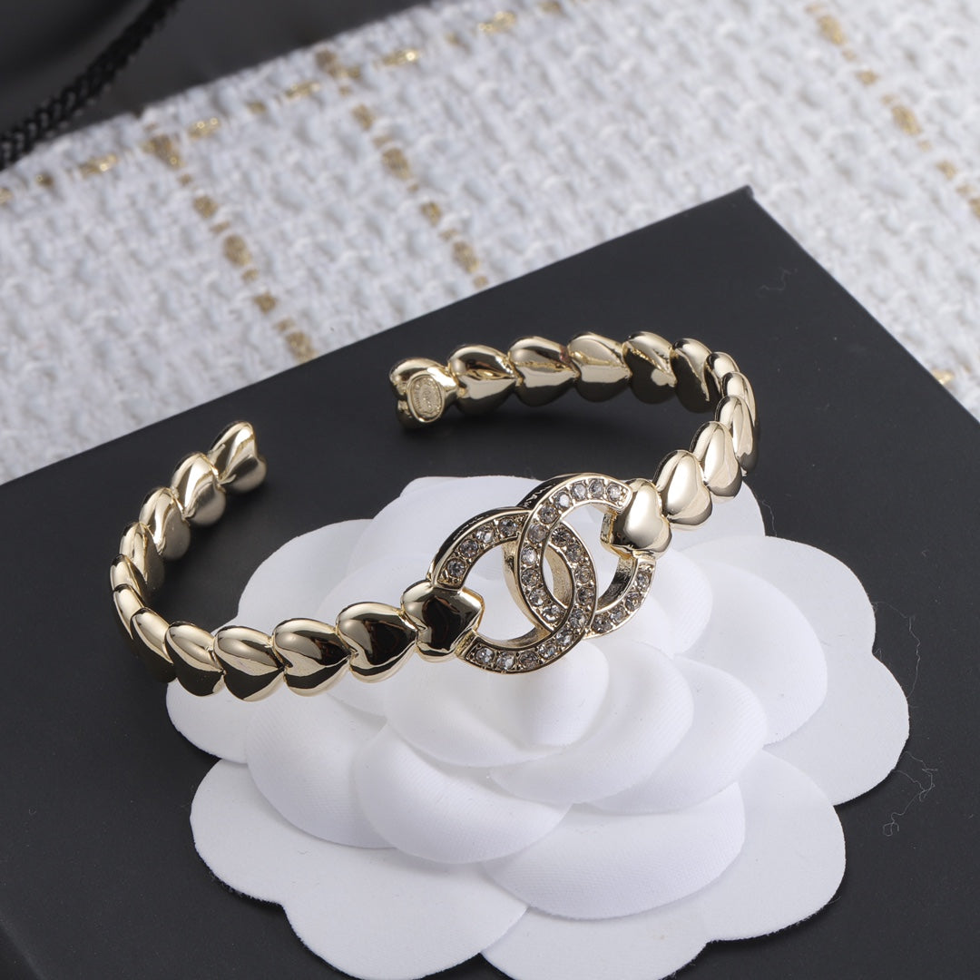 1YC370K  Fashion high -quality Bracelets