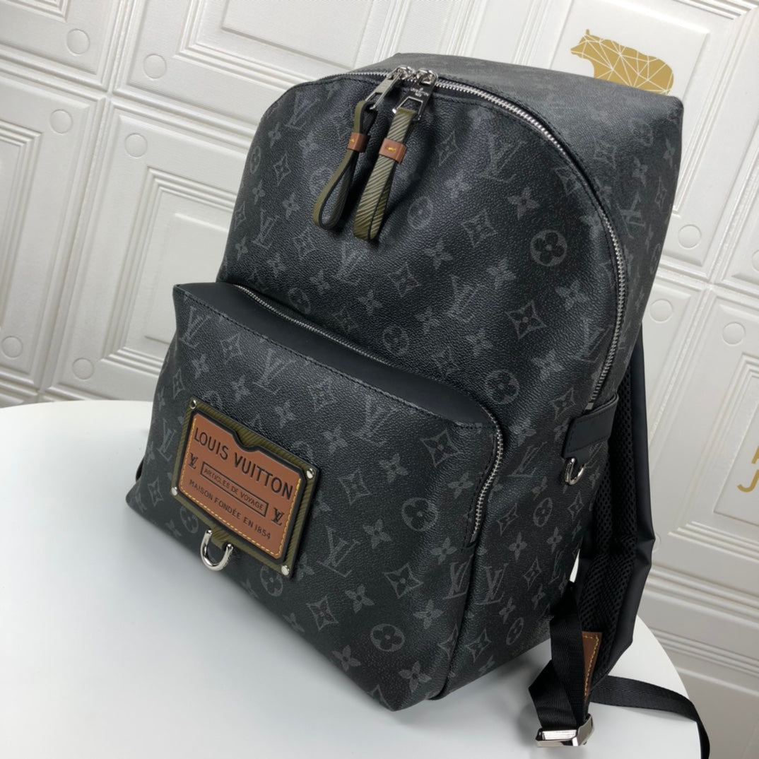 2XE354B  Fashion leather backpacks