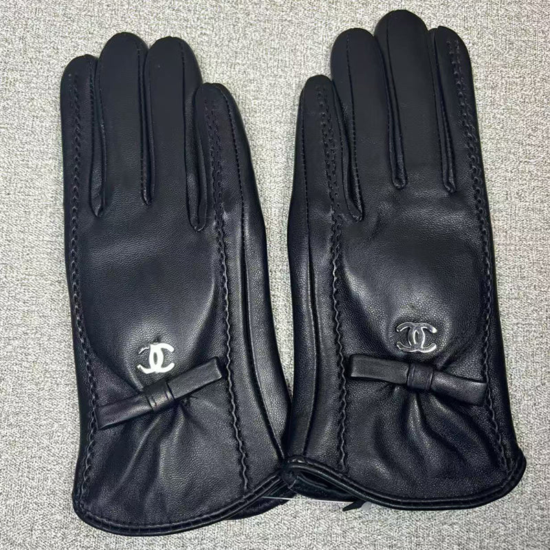 24C101S   Fashion gloves