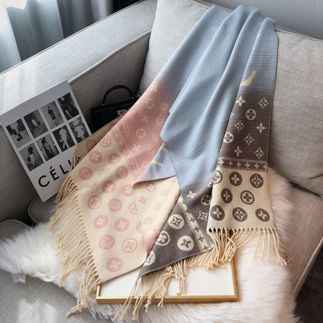 14E467W　 Fashion scarves