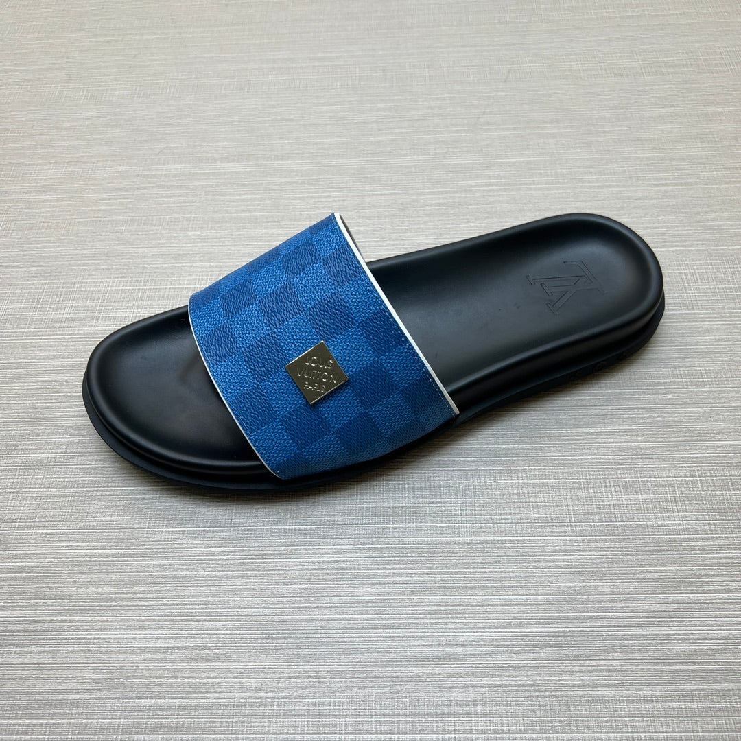 54E69Z   fashion slippers