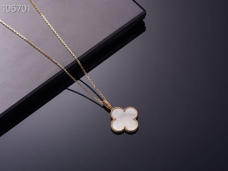 5XVA183X  (High quality Big flower necklace)