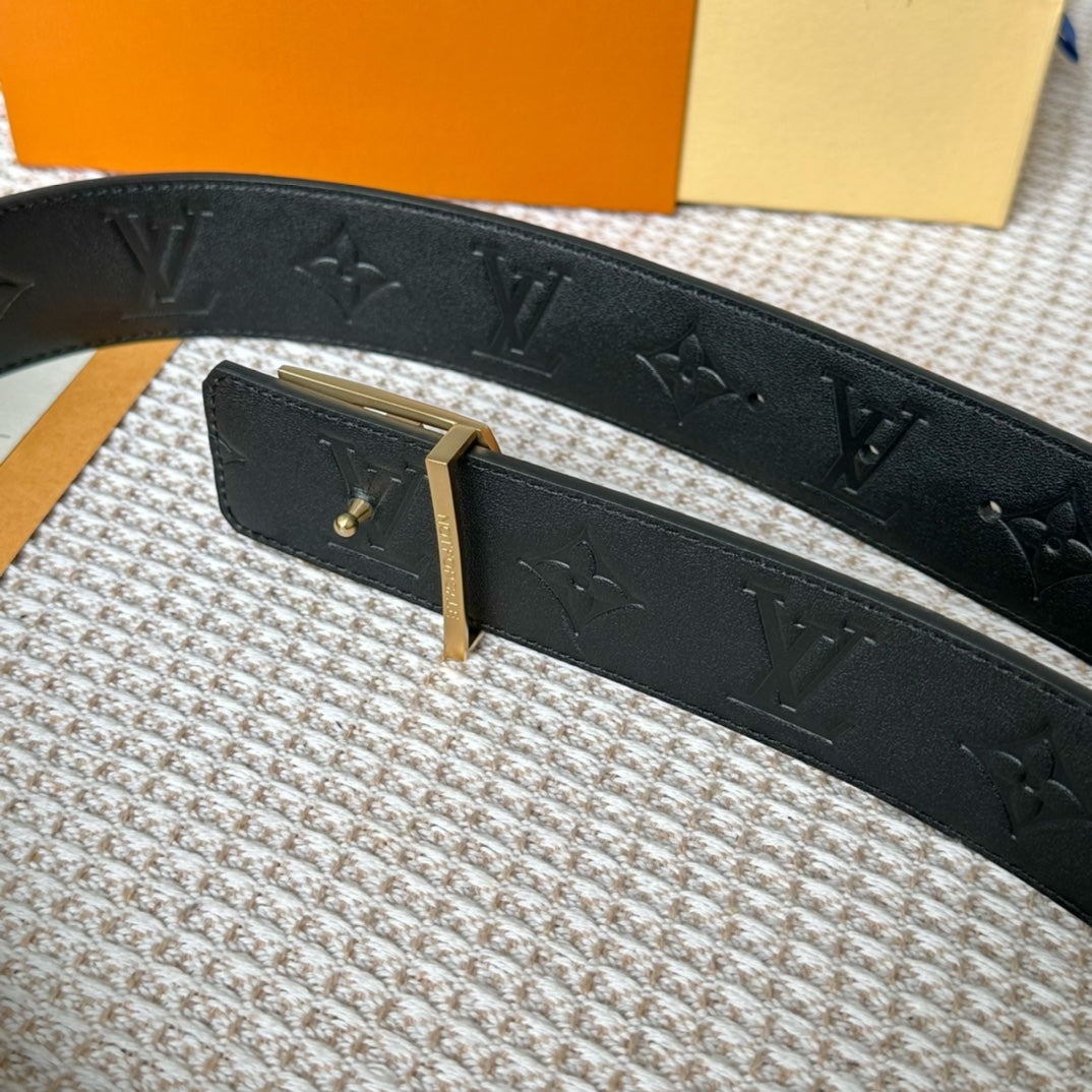 14E57P   (High quality leather belt With full package)