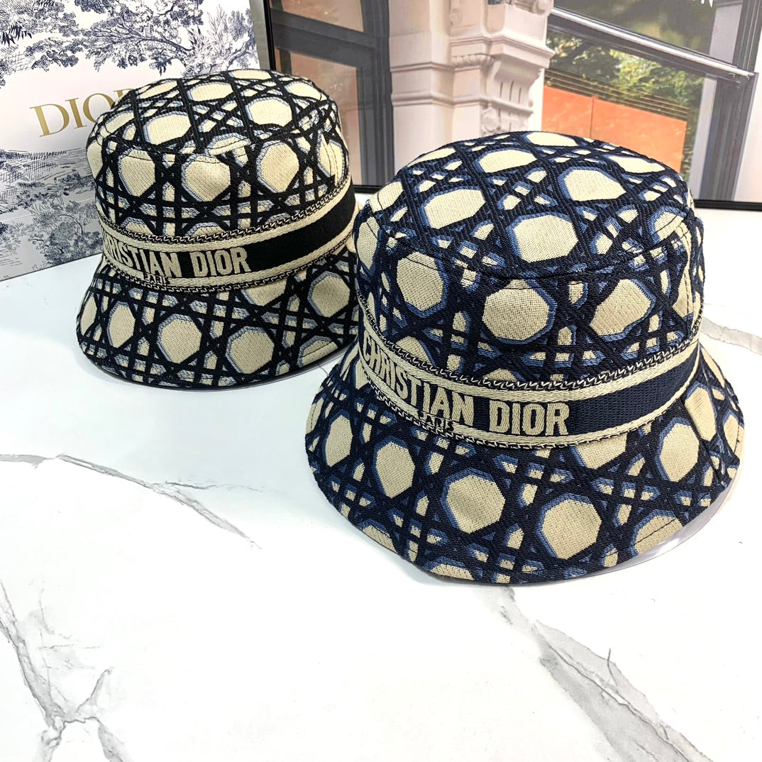 14D45M Fashion hats