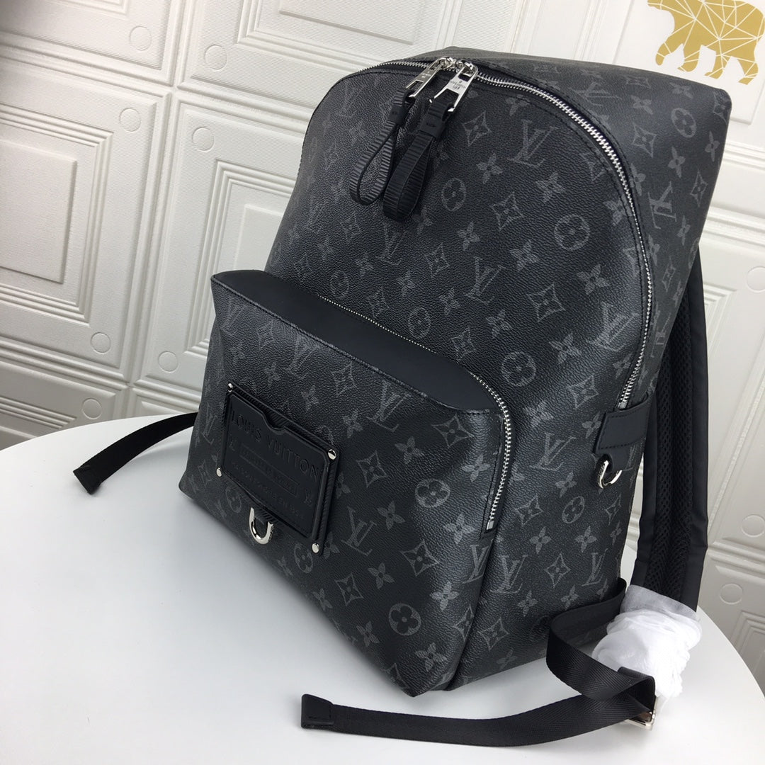 2XE355B  Fashion leather backpacks