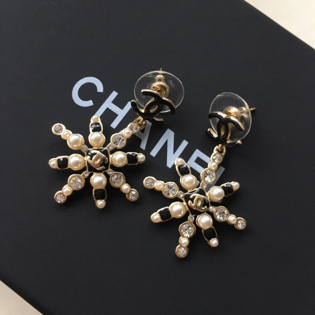 14C106E  Fashionable and high quality earrings