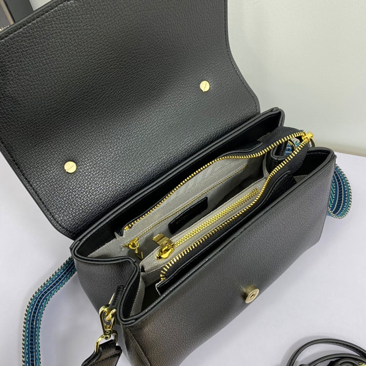 2SL07B  Fashionable leather bag 