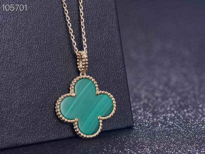 5XVA183X  (High quality Big flower necklace)