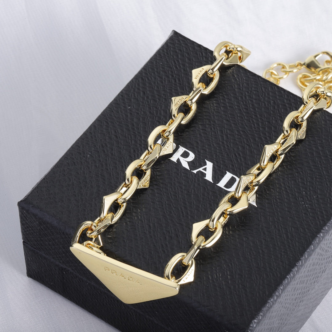 1YPD70X  Fashion high -quality Necklaces