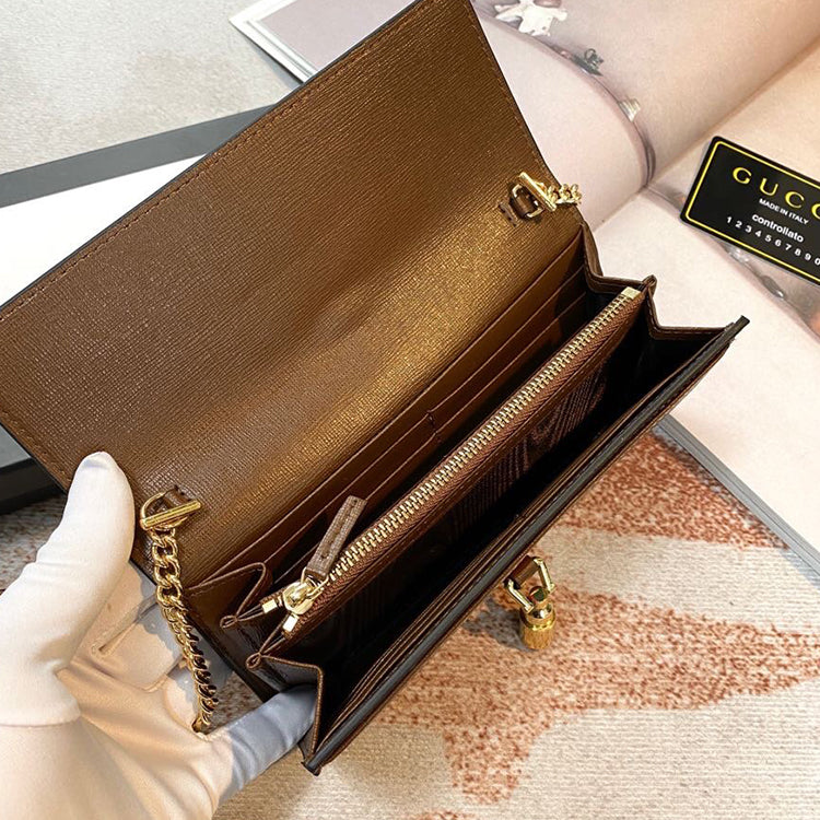 AB7B  Fashionable leather wallets