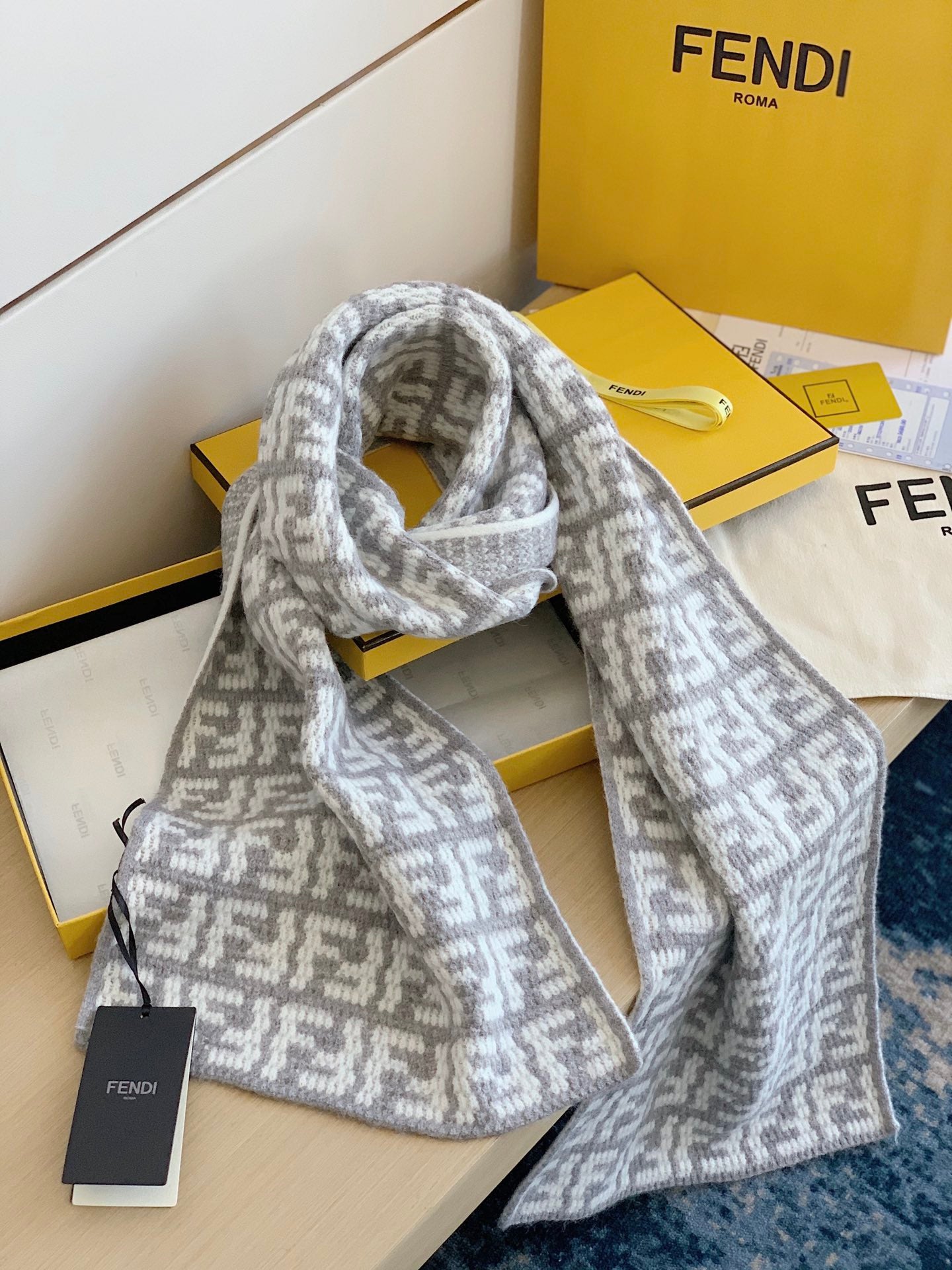 14F458W　 Fashion scarves