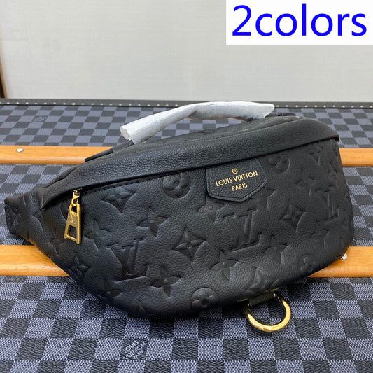 2XE299B  Fashionable leather bag 