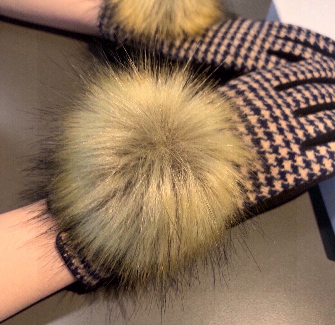 14D39S   High quality fashionable Wool gloves