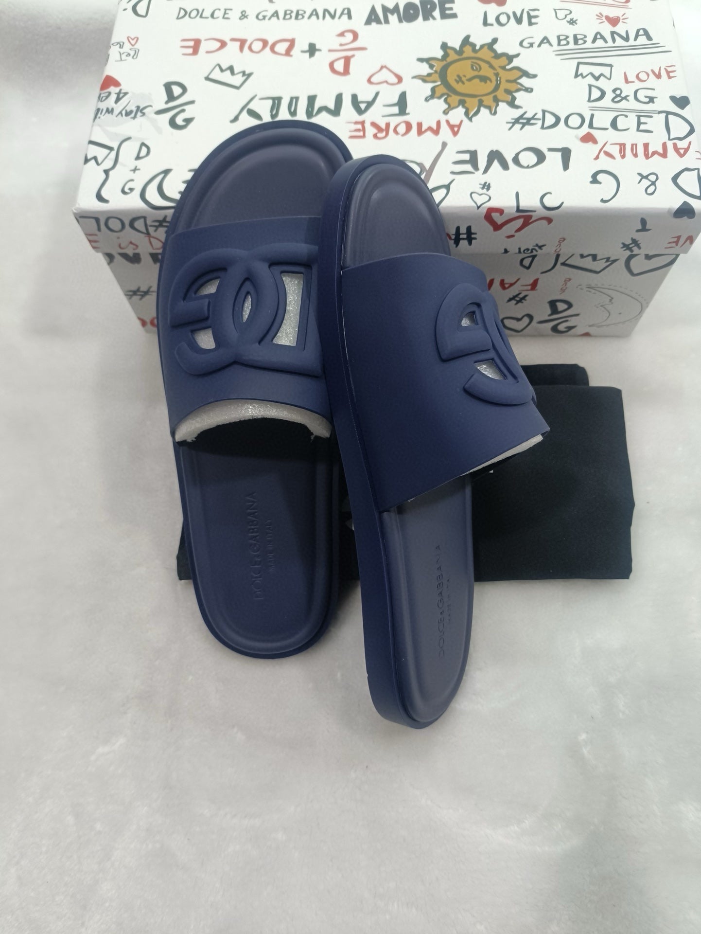 54A82Z   fashion  slippers