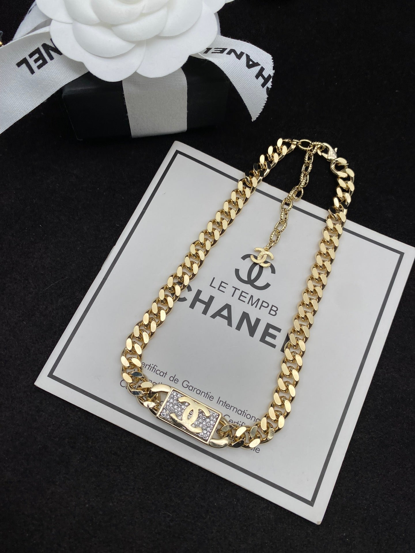 1NC93X Fashionable high -quality necklace bracelet earrings