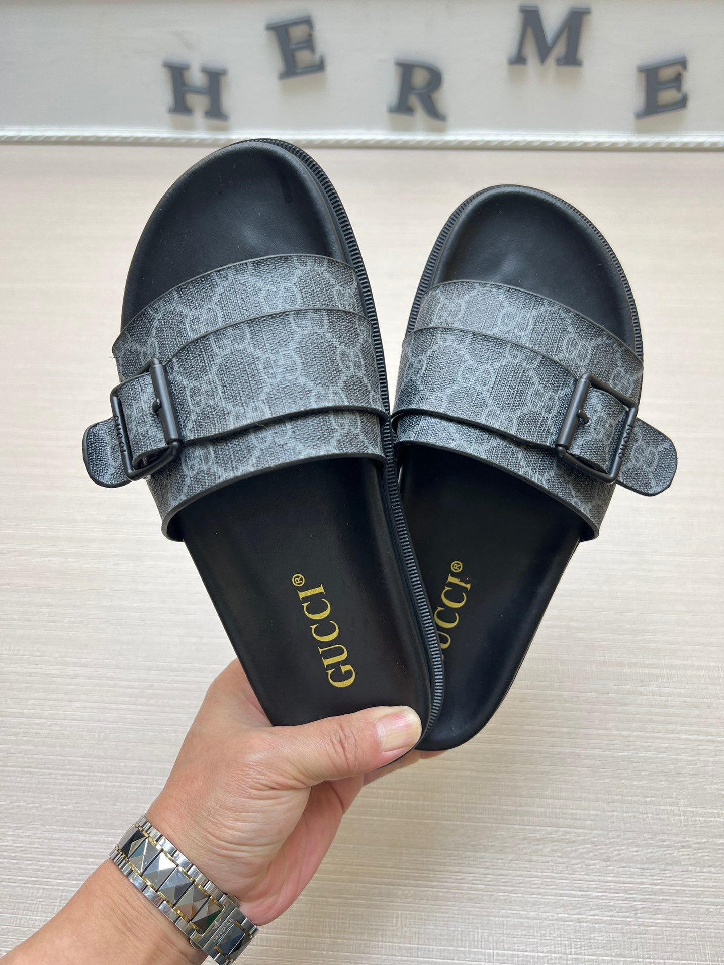 54B92Z  fashion slippers