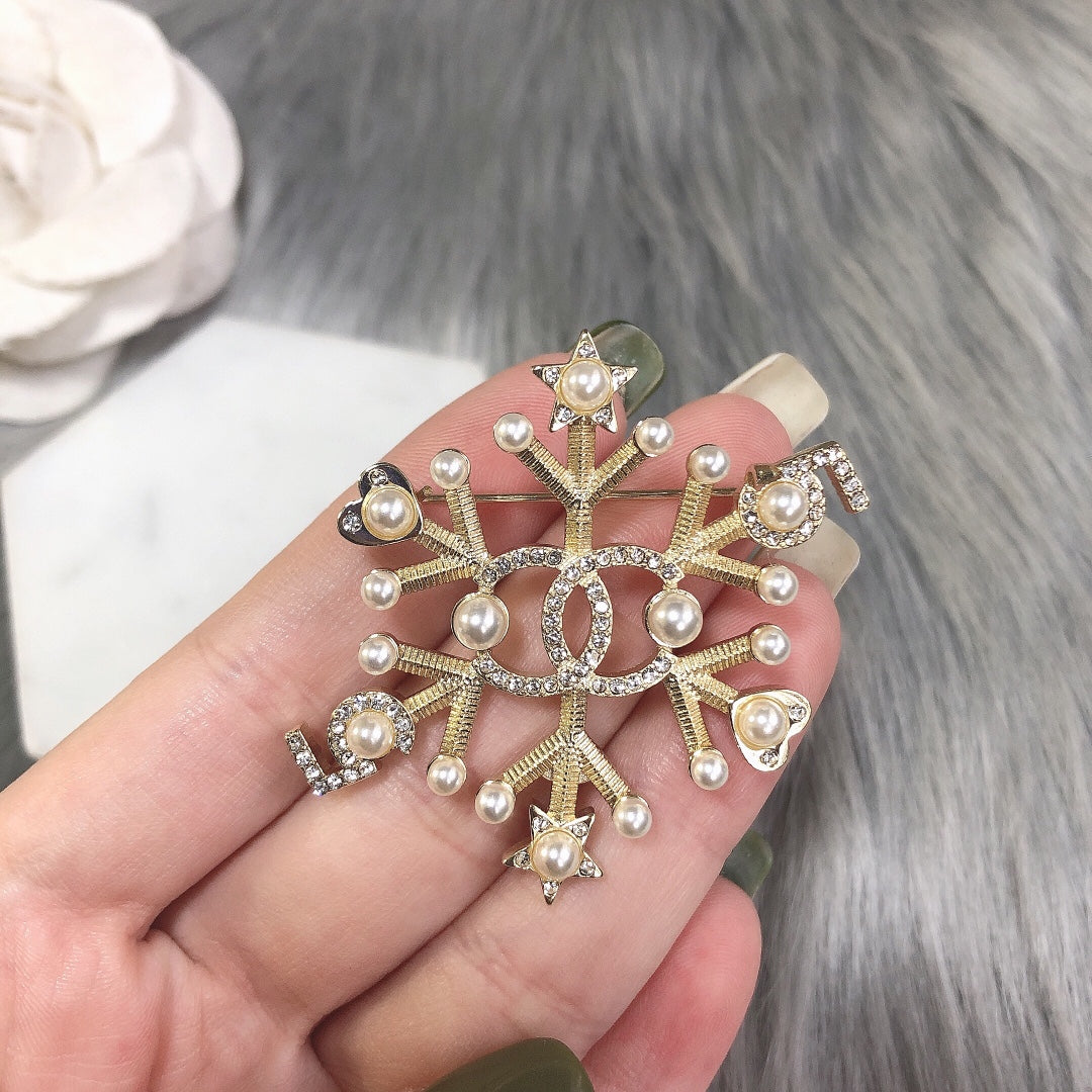 14C870X  Fashion Brooch