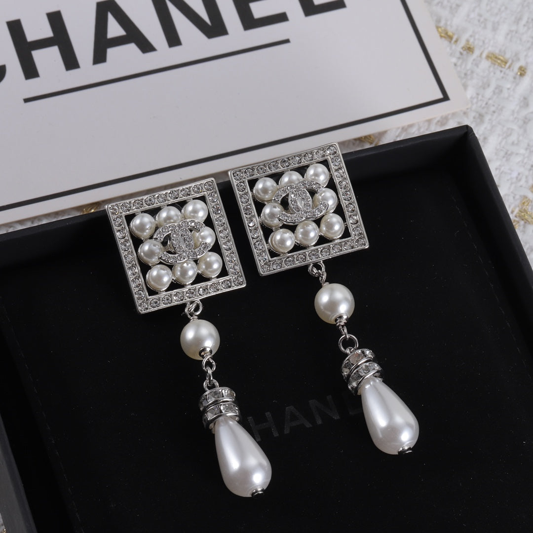 14C376E   Fashionable and high quality  Earrings