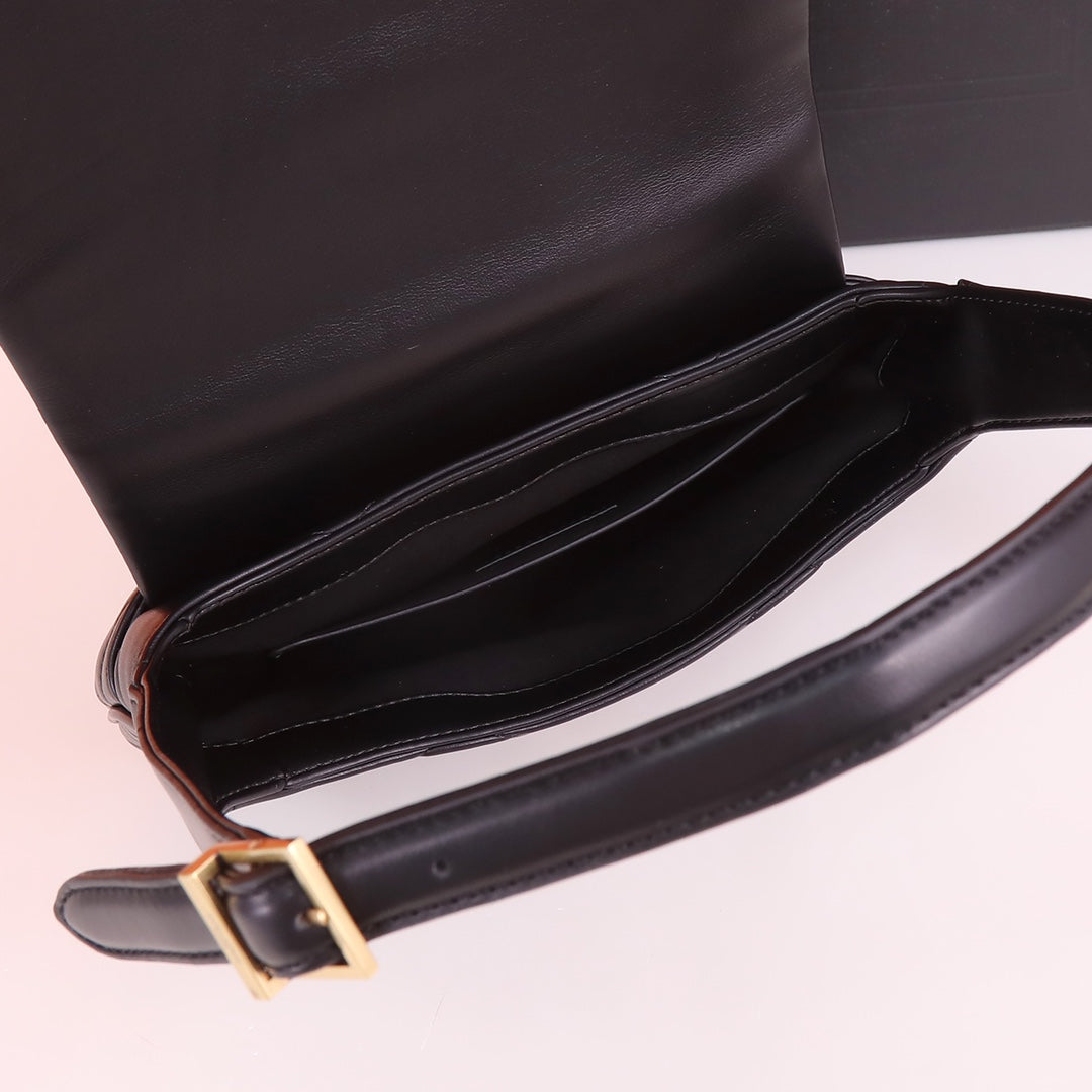 1XSL100B  Fashionable leather bag 