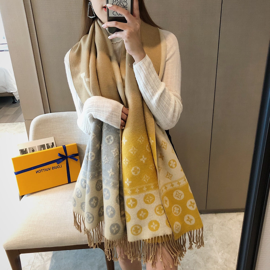 14E467W　 Fashion scarves