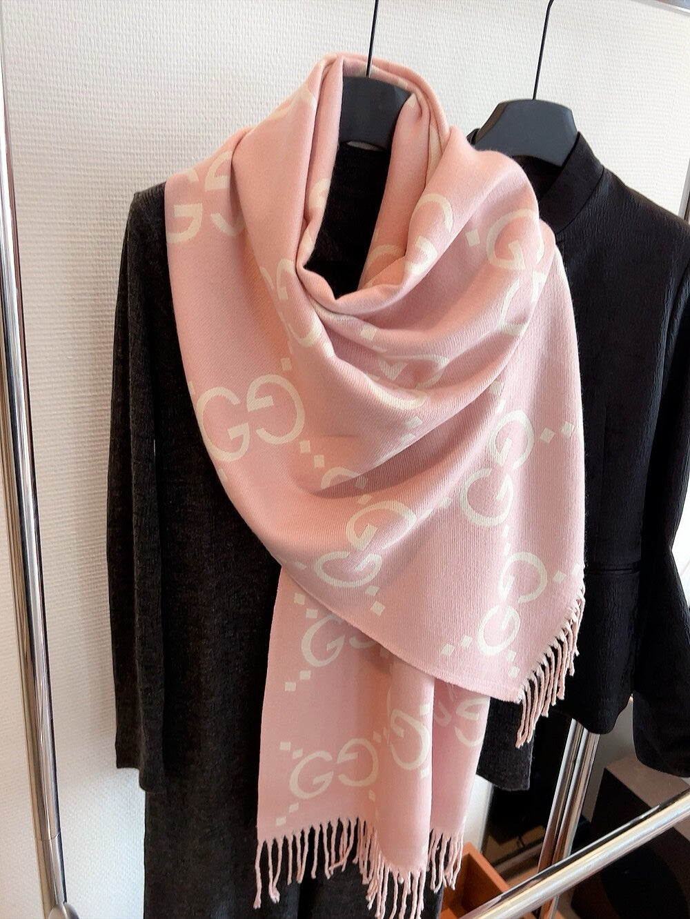 14B272W　Fashion scarves