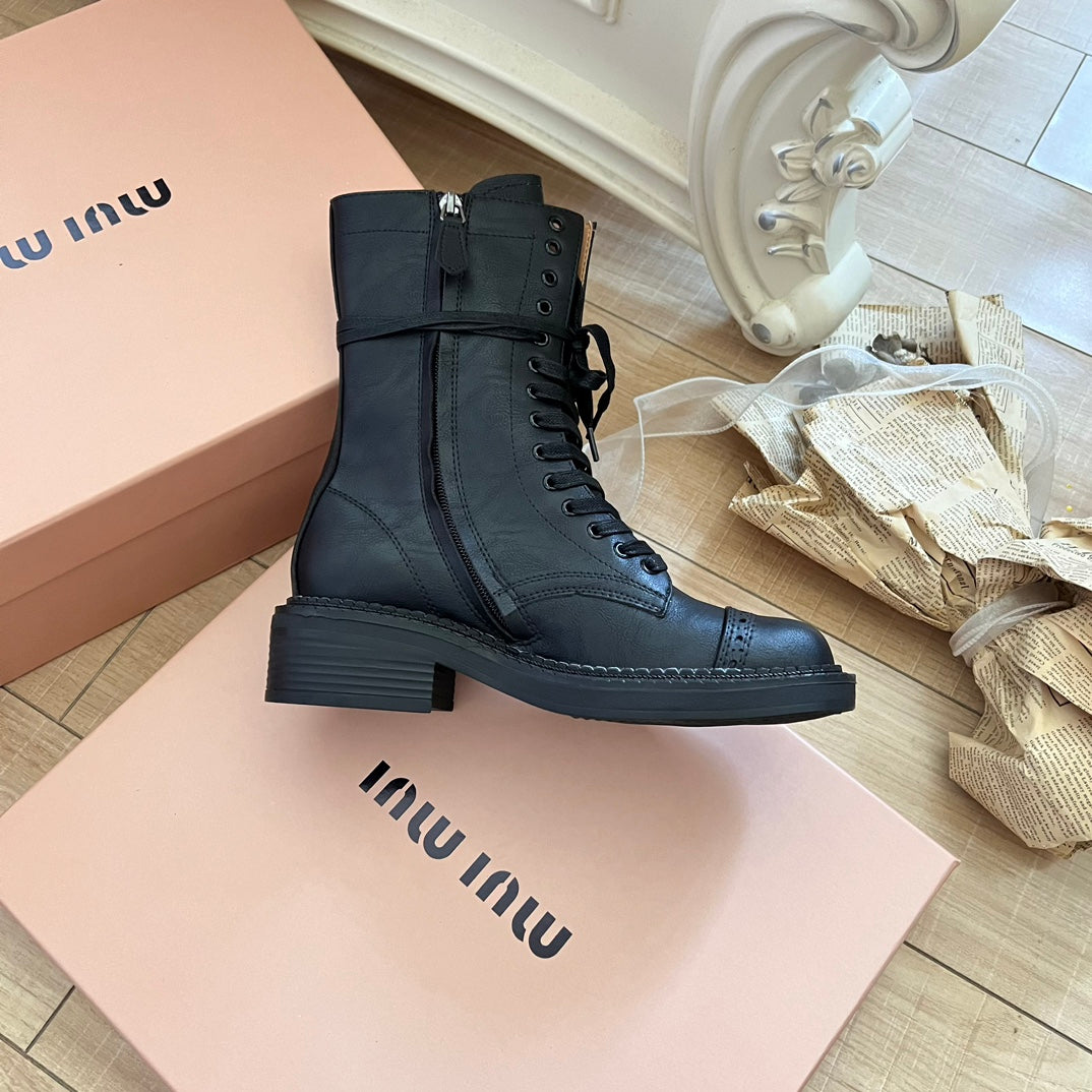 1XA60Z Fashionable leather  boots