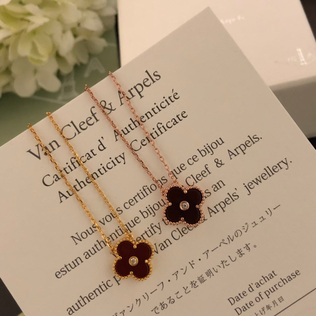 5XVA185X (High quality 1 flower necklace)